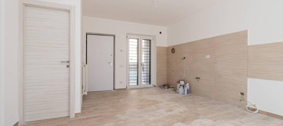 3غرفة منزل في Guidonia Montecelio, Italy رقم 17759 6