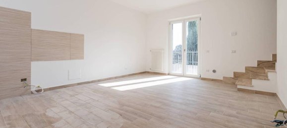 3غرفة منزل في Guidonia Montecelio, Italy رقم 17759 9