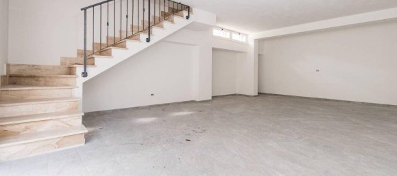 3غرفة منزل في Guidonia Montecelio, Italy رقم 17759 37