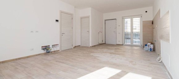 3غرفة منزل في Guidonia Montecelio, Italy رقم 17759 14