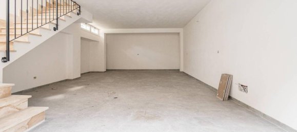 3غرفة منزل في Guidonia Montecelio, Italy رقم 17759 35