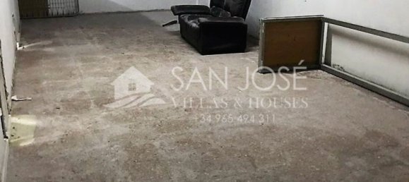 145m² Commercial property in Novelda, Spain No. 90626 7