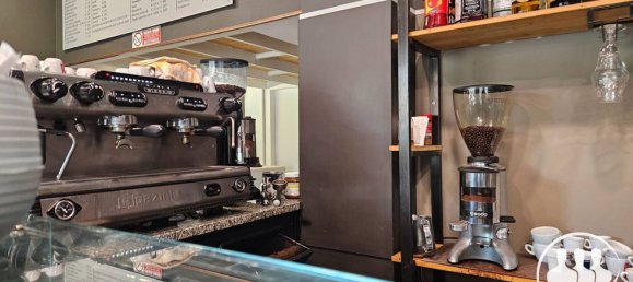 50m² Commercial property in Turin, Italy No. 379704 2