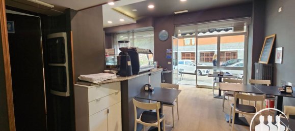 50m² Commercial property in Turin, Italy No. 379704 9