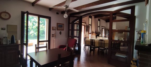 12 rooms Villa in Gaiba, Italy No. 220851 18