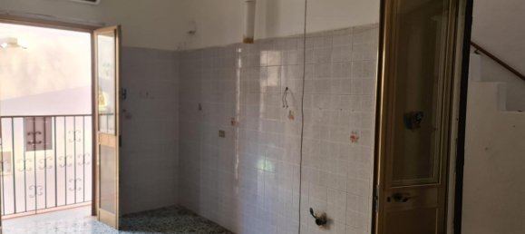 Дом с 3 комнатами в Casarano, Италия № 232843 17