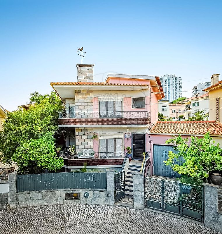 5 bedrooms House in Cascais, Portugal No. 45947