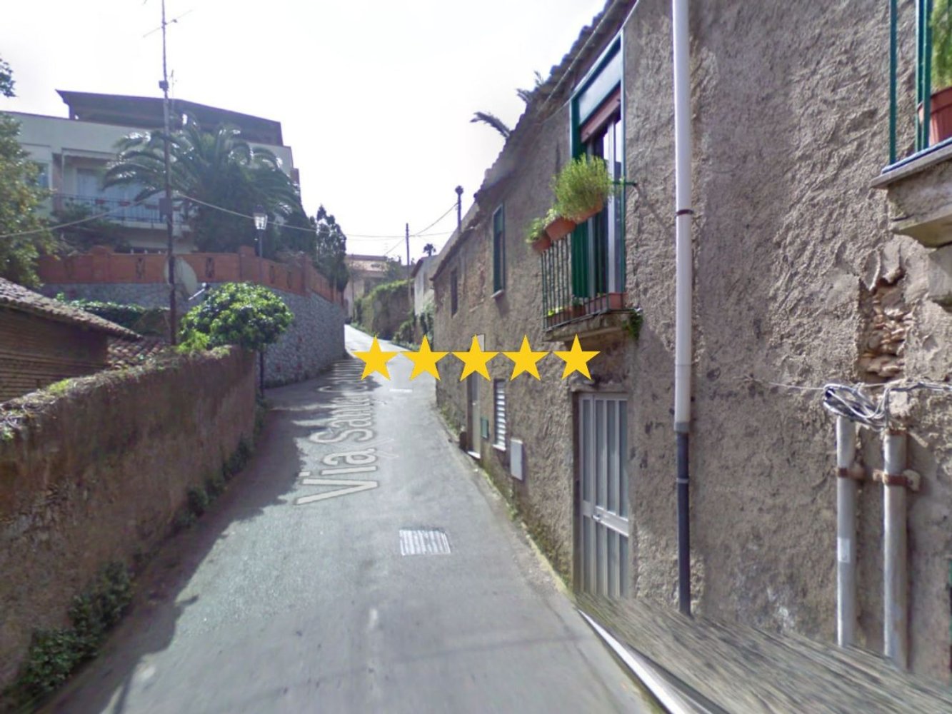 7 rooms Apartment in Messina, Italy No. 47880