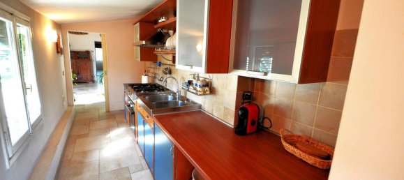 Apartamento de 4 habitaciónes en Florence, Italy No. 159606 8