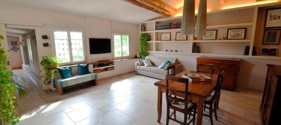 Apartamento de 4 habitaciónes en Florence, Italy No. 159606 10