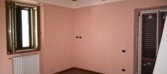 Apartamento de 6 habitaciónes en Poppi, Italy No. 196767 9