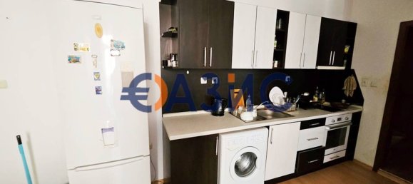 Квартира с 2 спальнями в Свети-Влас, Болгария № 208 4