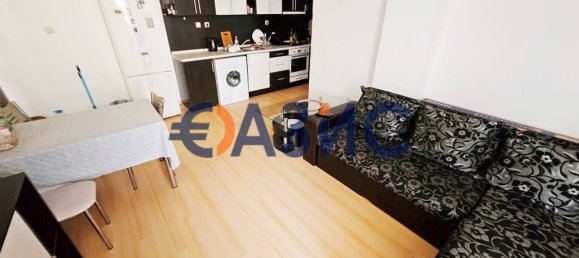 Квартира с 2 спальнями в Свети-Влас, Болгария № 208 2