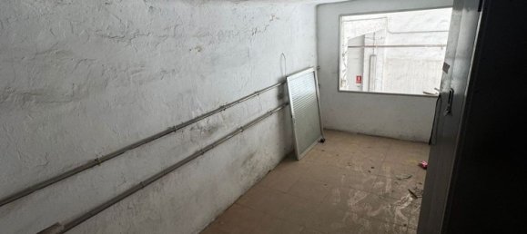 276m² Commercial property in Madrid, Spain No. 157904 6