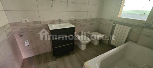 2 chambres Appartement à Pella, Italy No. 204631 15