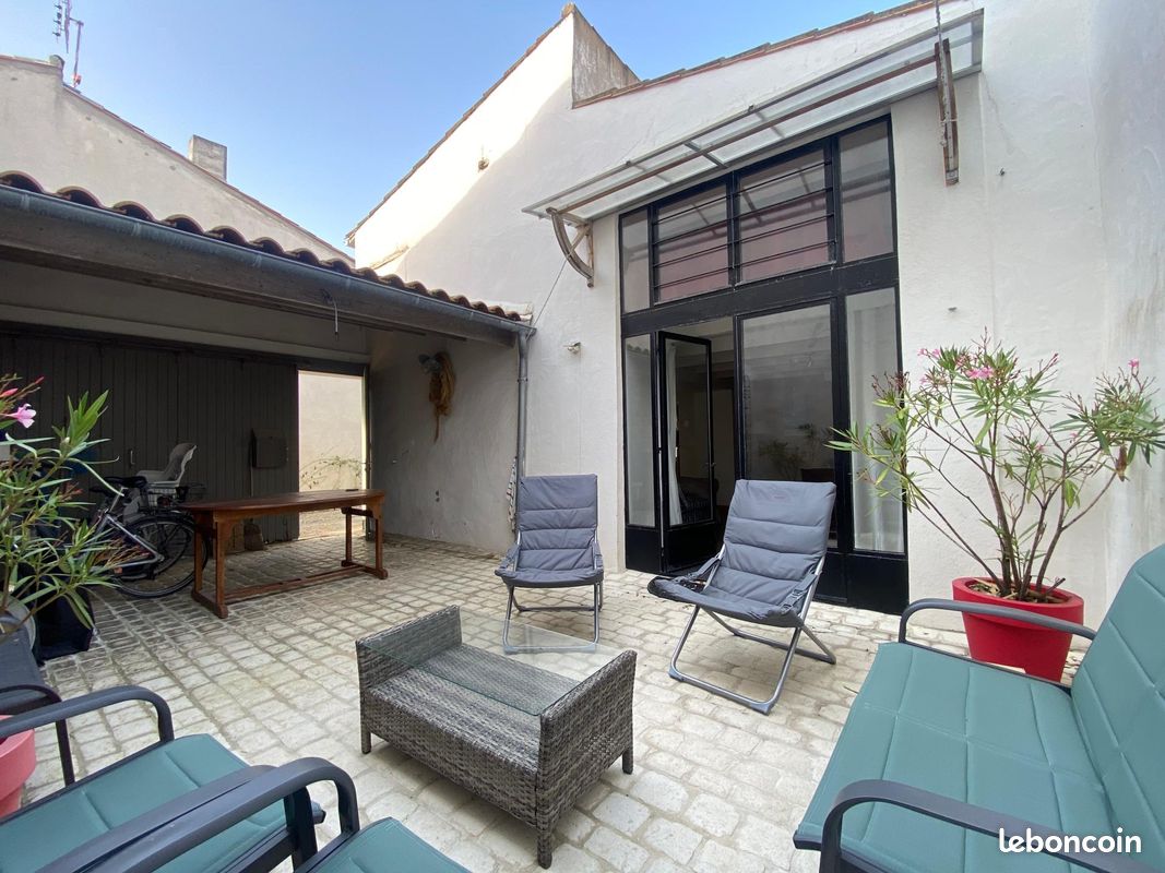 3 Schlafzimmer Haus in Sainte-Marie-de-Re, France, Nr. 319579