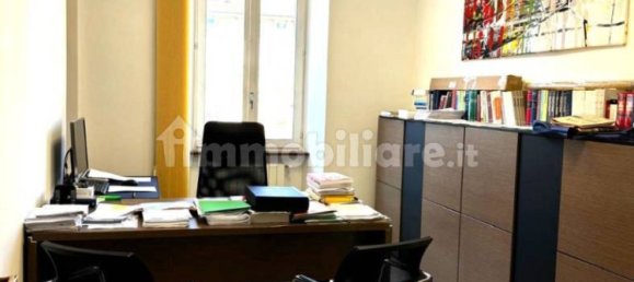 Oficina de 3 habitaciónes en Luino, Italy No. 92606 25