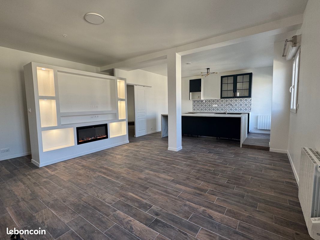 3 bedrooms Duplex in Mitry-Mory, France No. 329488