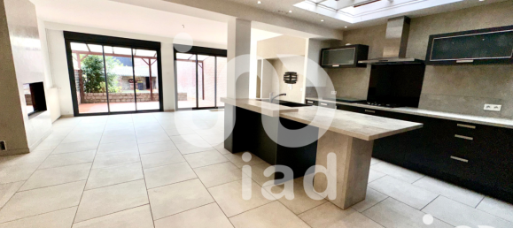 4 chambres Maison à Arques, France No. 220549 2