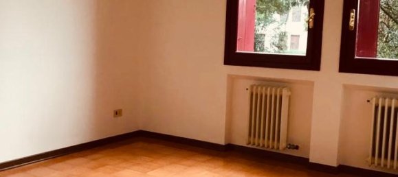 4 rooms Apartment in Montebelluna, Italy No. 172114 6