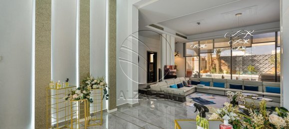 5 bedrooms Villa in Abu Dhabi, UAE No. 29264 10
