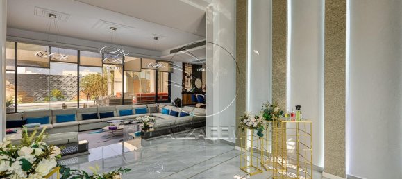 5 bedrooms Villa in Abu Dhabi, UAE No. 29264 9