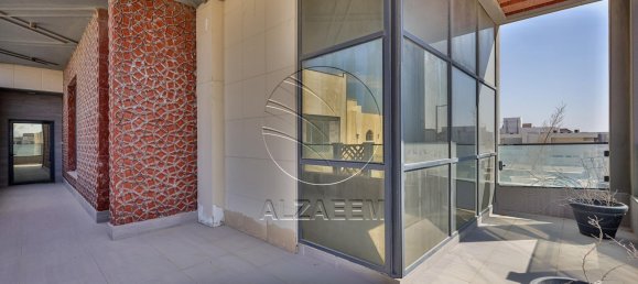 5 bedrooms Villa in Abu Dhabi, UAE No. 29264 23