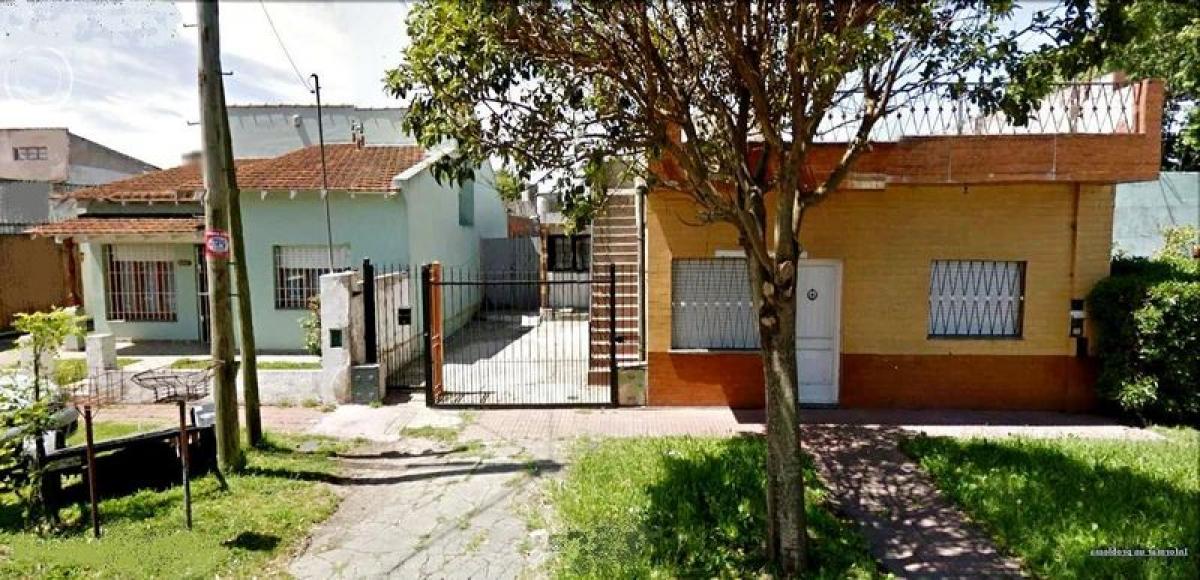2 bedrooms House in Mar del Plata, Argentina No. 79821