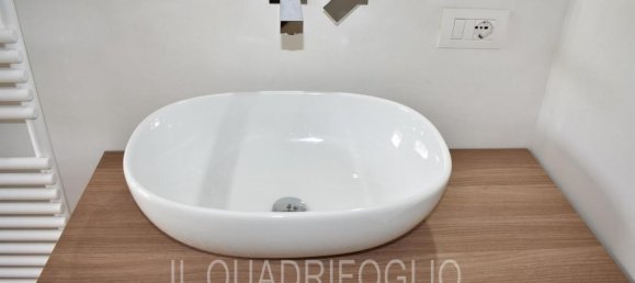 Casa de 4 habitaciónes en Cesena, Italy No. 17609 24