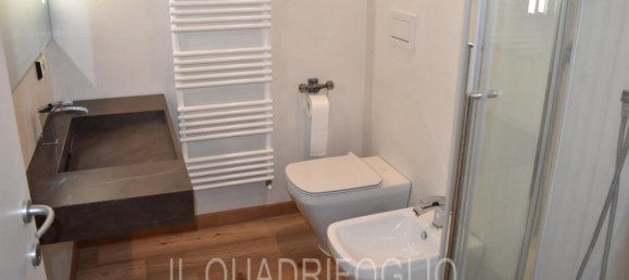 Casa de 4 habitaciónes en Cesena, Italy No. 17609 6