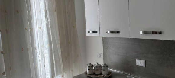 5 rooms Apartment in Minturno, Italy No. 255619 9