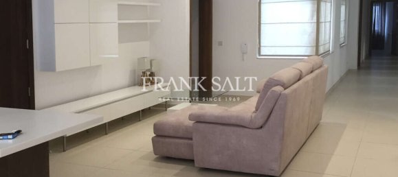 3 bedrooms Penthouse in Swieqi, Malta No. 3989 2