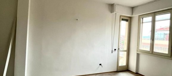 Studio in Florence, Italy, Nr. 37200 24