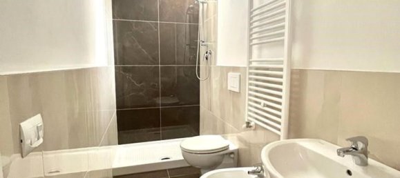 Studio in Florence, Italy, Nr. 37200 23