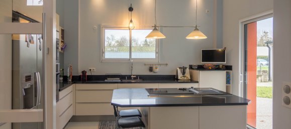 4 bedrooms House in Saint-Pryve-Saint-Mesmin, France No. 89075 7