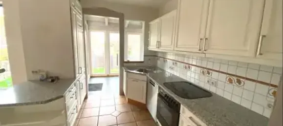 3 Schlafzimmer Haus in Esslingen, Germany, Nr. 72724 3