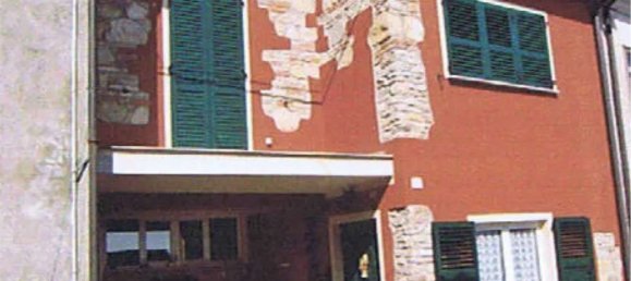 3 rooms Apartment in Ziano Piacentino, Italy No. 98456 2