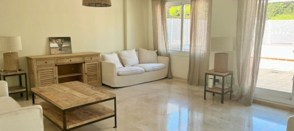 Adosado de 5 dormitorios en Estepona, Spain No. 138732 9