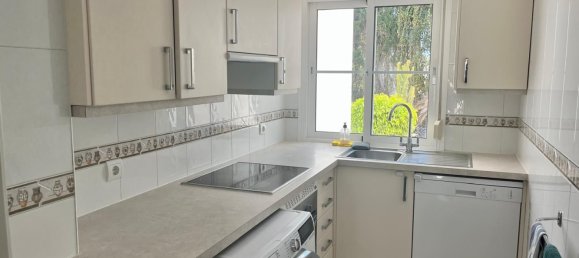 Adosado de 5 dormitorios en Estepona, Spain No. 138732 4