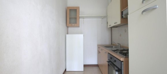 2 rooms Apartment in San Donato Milanese, Italy No. 32317 8