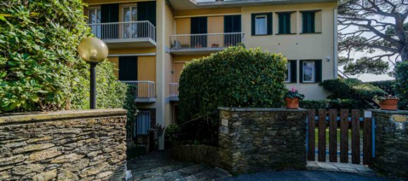 4 bedrooms Apartment in Arenzano, Italy No. 320288 3