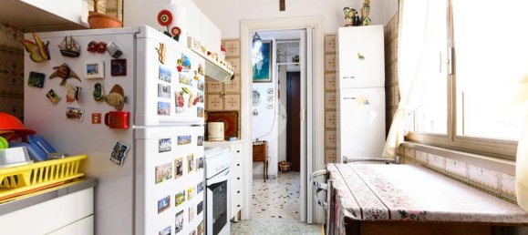 3 bedrooms Apartment in Rome, Italy No. 377763 16