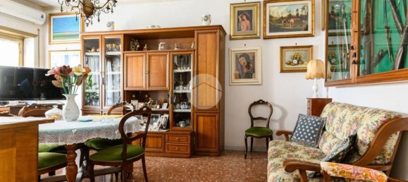 3 bedrooms Apartment in Rome, Italy No. 377763 8