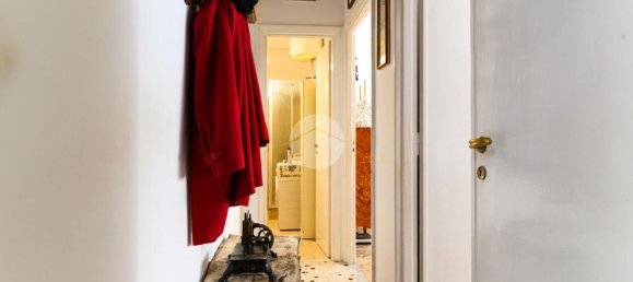 3 bedrooms Apartment in Rome, Italy No. 377763 18