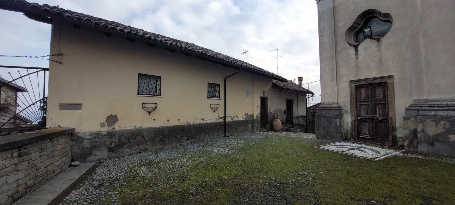 3 rooms House in Rocca Grimalda, Italy No. 103540