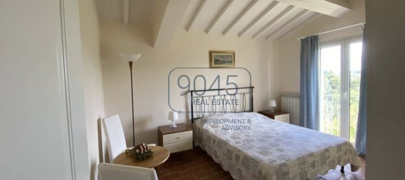 Дом с 7 спальнями в Монтополи ин Валь д’Арно, Италия № 404352 23