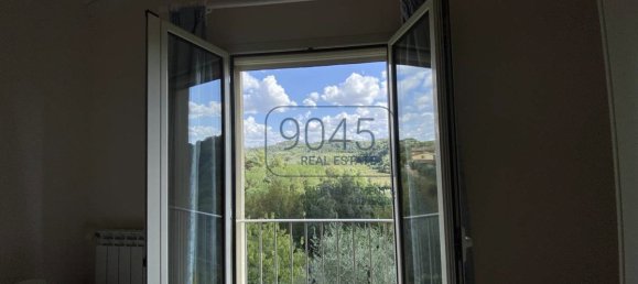 Дом с 7 спальнями в Монтополи ин Валь д’Арно, Италия № 404352 24