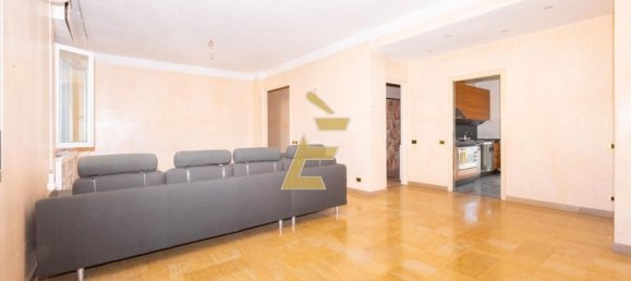 4 bedrooms Apartment in Valenza, Italy No. 340534 3