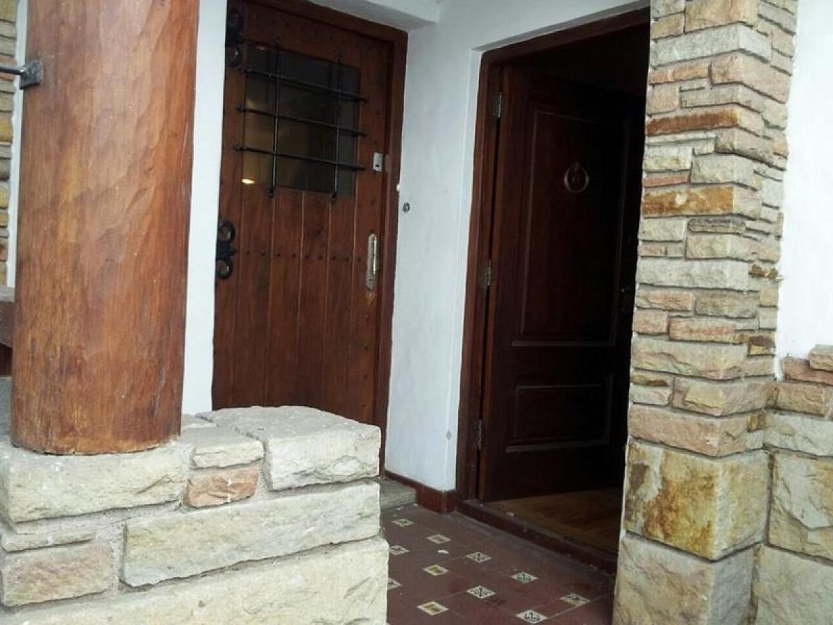 5 bedrooms Apartment in Mar del Plata, Argentina No. 74772