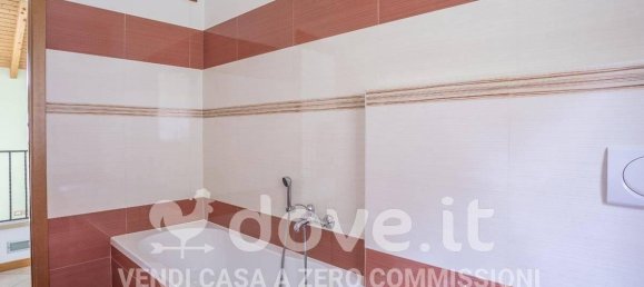 4غرفة فيلا في Sangiano, Italy رقم 28848 30